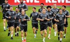 开云下载-斯洛伐克女足在比赛中展现出战术的完美执行