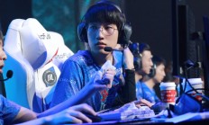 开云体育官方网站-FPX横扫T1，Tarzan单局斩获MVP强强对话全球总决赛，留下经典瞬间