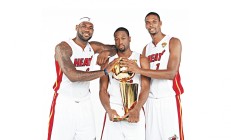 开云APP-当字母哥的咆哮震碎平行宇宙，北京队压哨绝杀背后的体育魔方