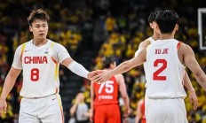 开云体育在线-天津男篮遭遇不敌，急需调整战术