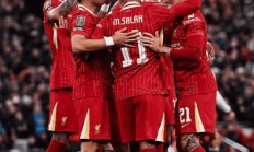 开云体育中国-霍芬海姆队员大获全胜，领跑积分榜