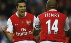 开云体育平台APP-极速与节奏，从F1巴林揭幕战到NBA赛场，揭秘完美开局的统治力