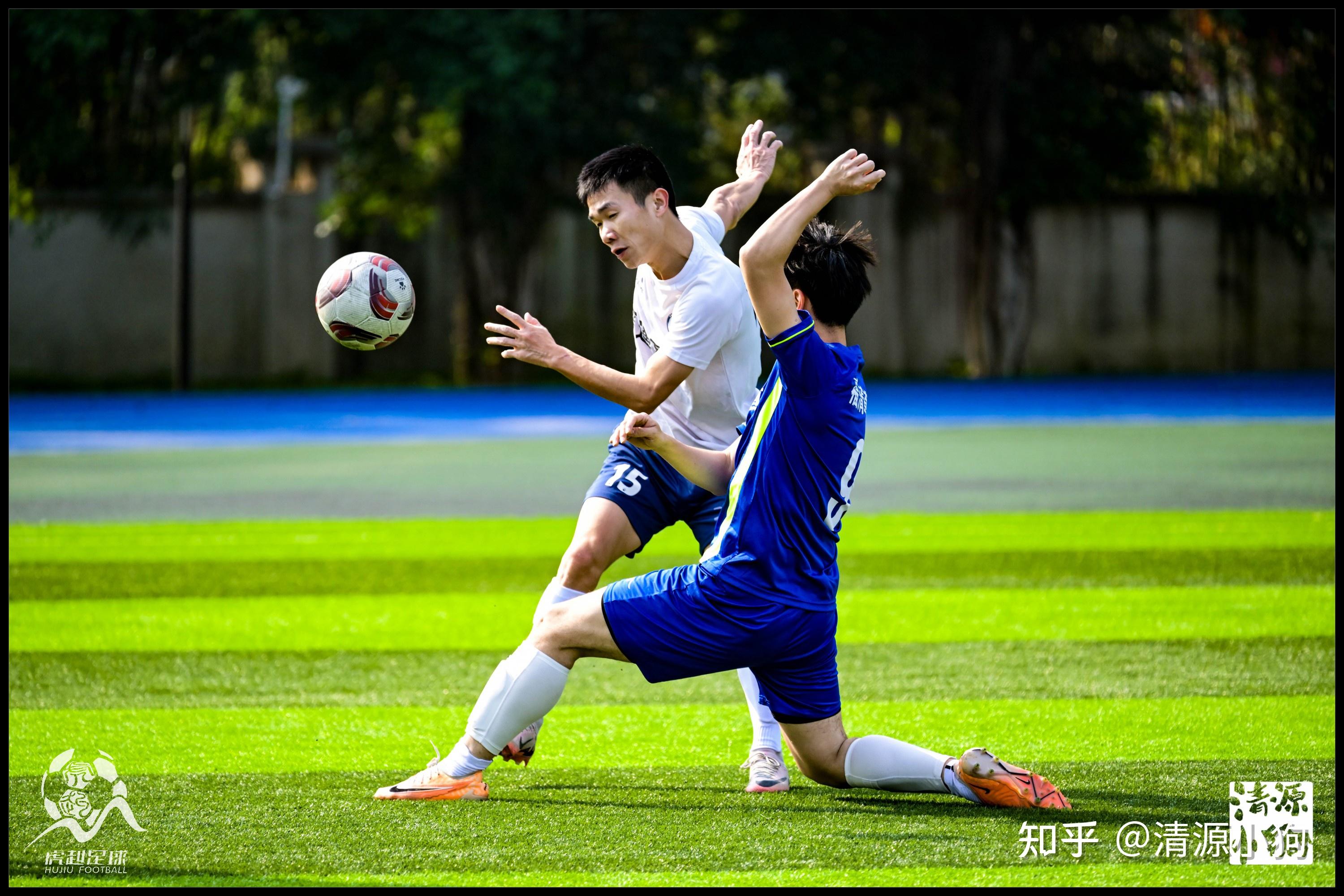 包含强强对决再次演绎足球场上激烈较量的词条