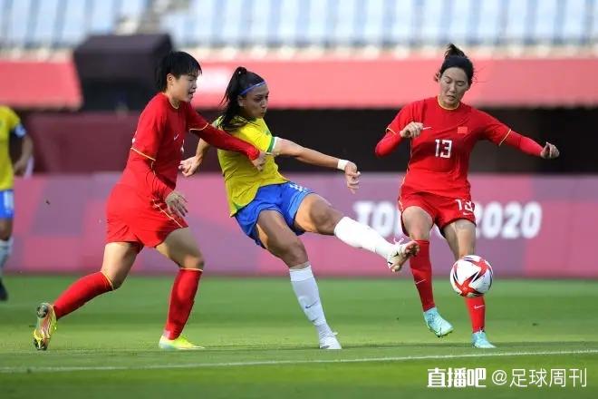 让我们一起来为中国女足欢呼，让她们创造历史吧