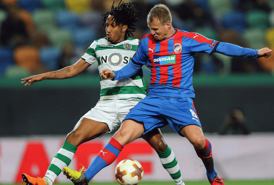 里尔队意外淘汰强敌，逆袭冲冠