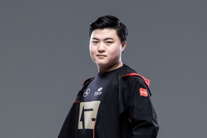 关于TSM横扫FLY，Crisp开启传奇时刻焦点之战入围赛，留下经典瞬间的信息