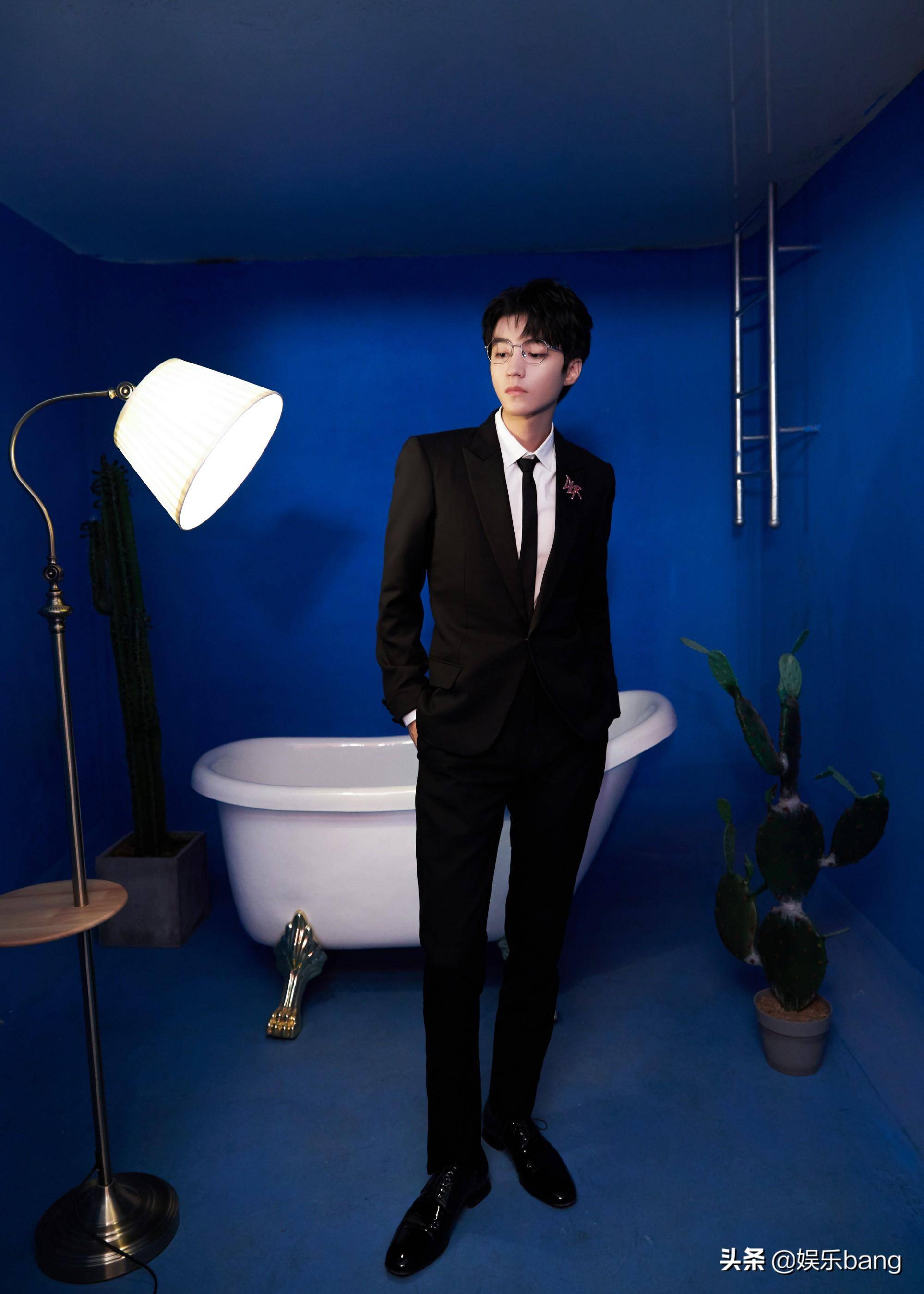 FPX轻取TSM，ShowMaker团战一打五宿命之战全球总决赛，让粉丝疯狂欢呼的简单介绍