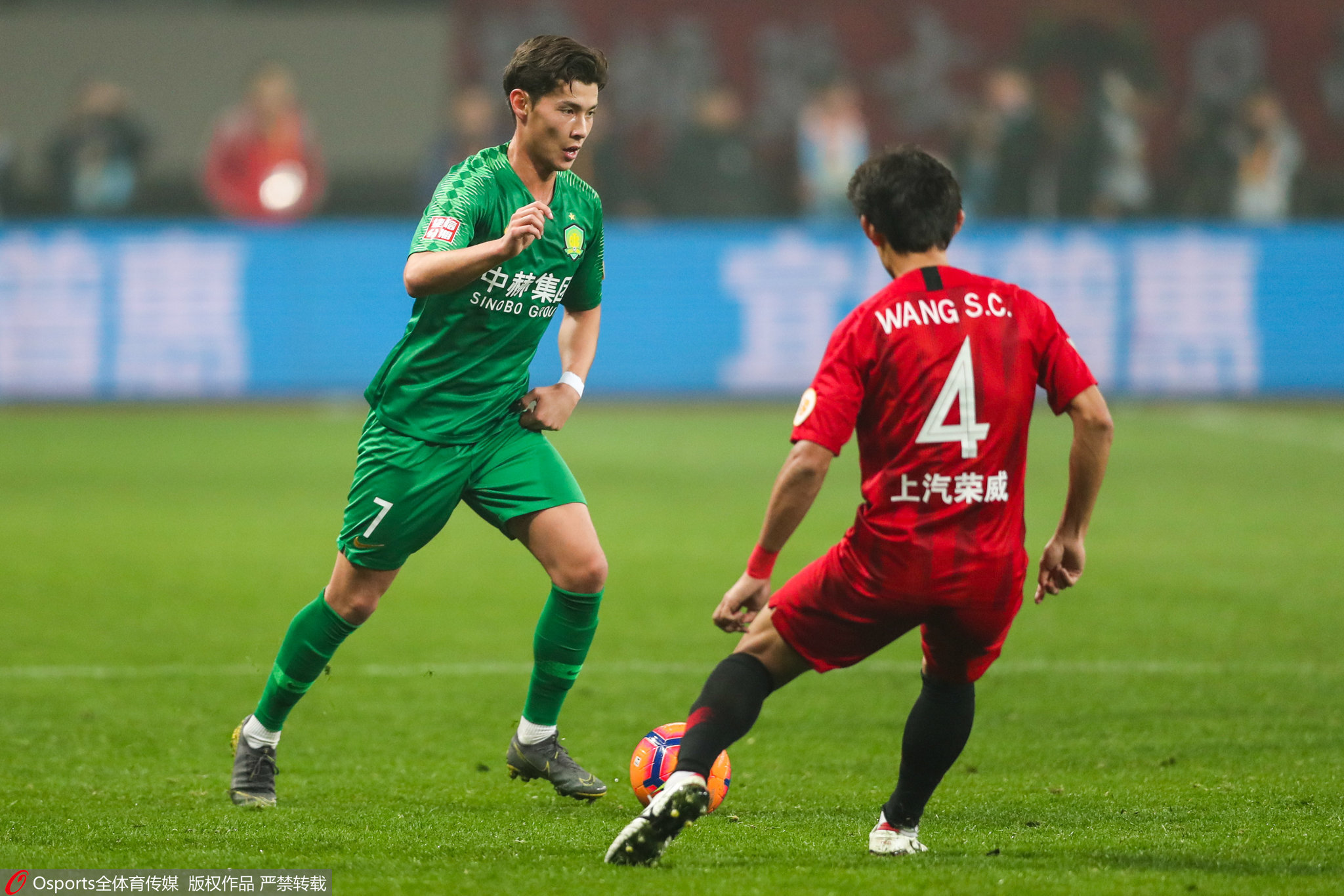 DFM力克CLG,Viper极限生还后反打鏖战多局入围赛,成为赛场最大亮点 DFM力克CLG,Viper极限生还后反打鏖战多局入围赛,成为赛场最大亮点