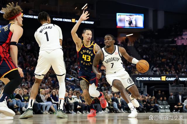 雄鹿击败篮网，全队四人得分上双