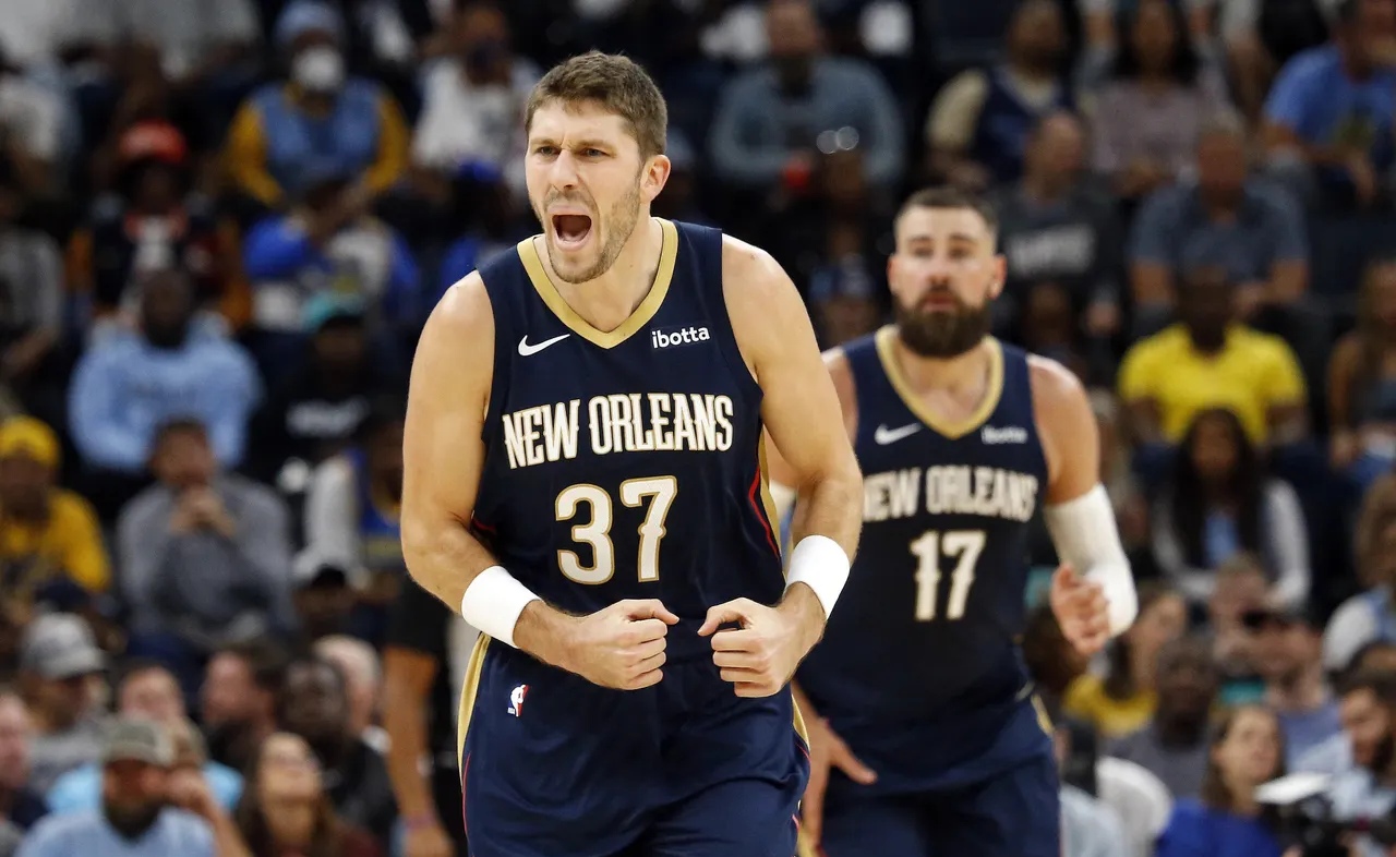 鹈鹕队再下一城，尼克斯队遭遇逆转取得胜利