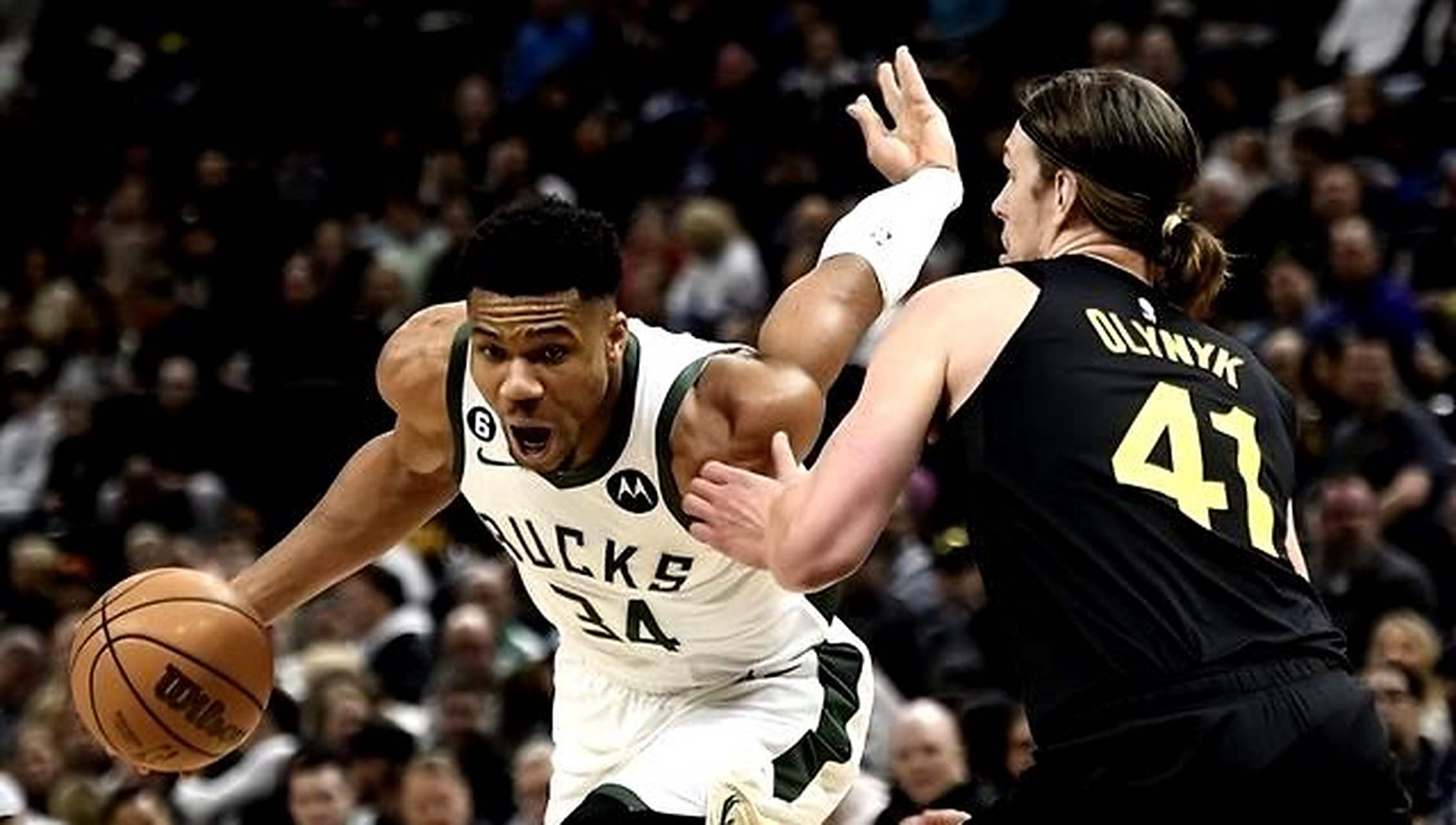 雄鹿主场取胜爵士，保持领先地位